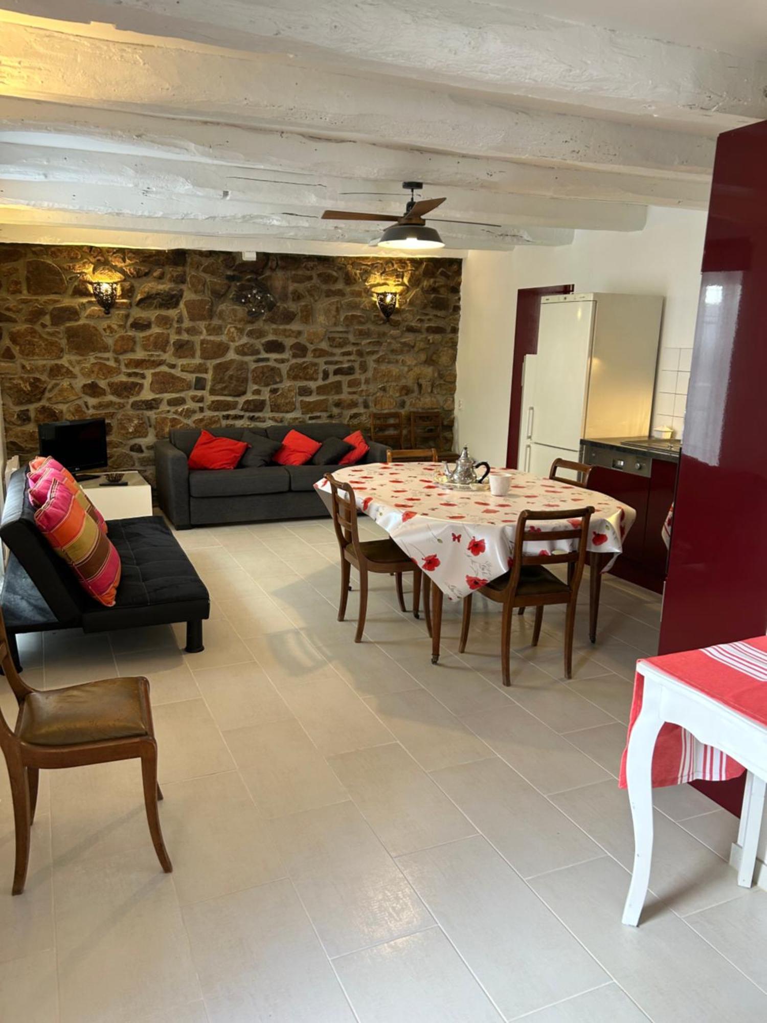 Pleubian Gite Independant En Duplex Proche Mer Cote De Granit Rose מראה חיצוני תמונה